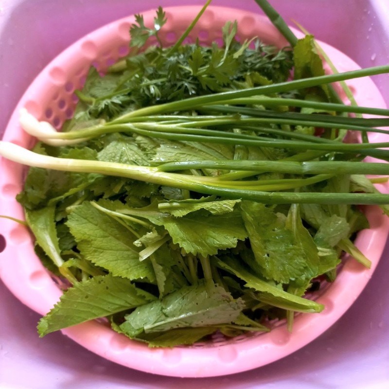 Step 2 Prepare other ingredients for the green mustard soup