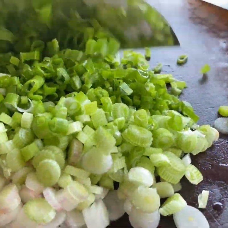 Step 2 Prepare other ingredients Grilled razor clams with onion fat