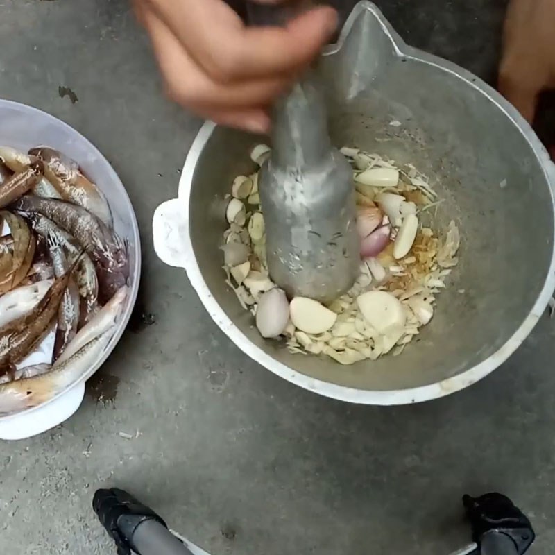 Step 2 Prepare other ingredients for braised goby fish