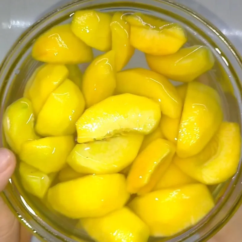 Step 1 Prepare fresh peaches for Peach Tea