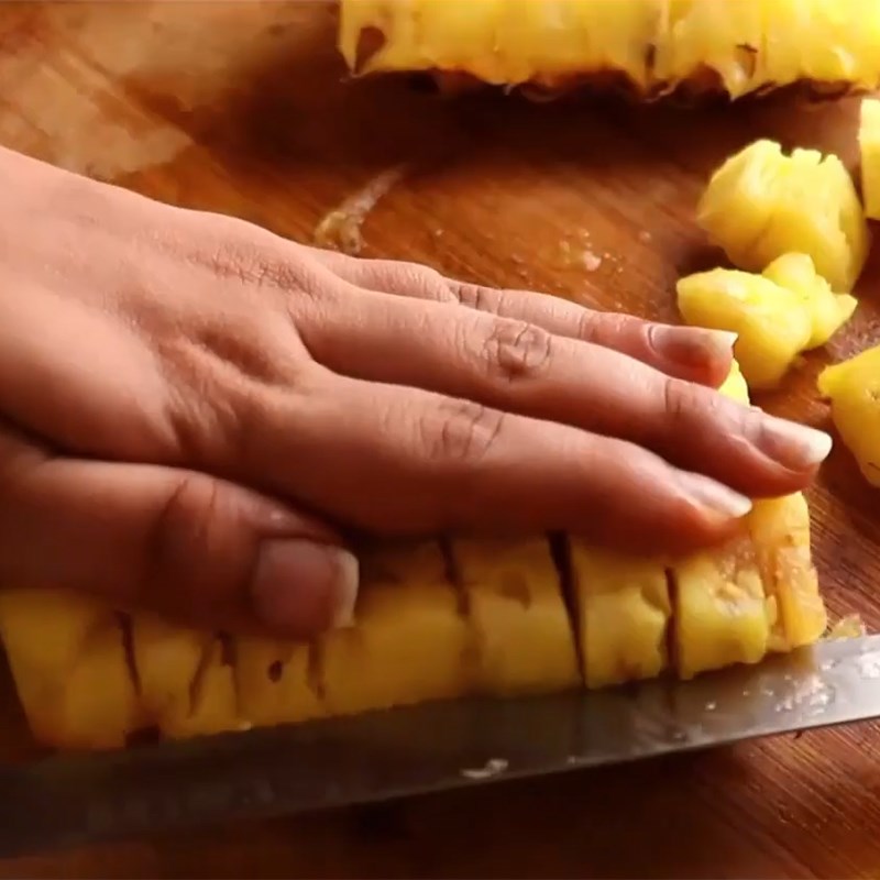 Step 1 Prepare the pineapple for Pineapple Milk Ice Cream