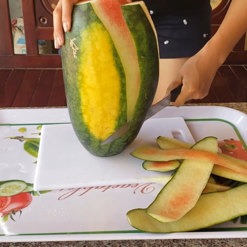Step 1 Prepare the Watermelon Watermelon with Yogurt