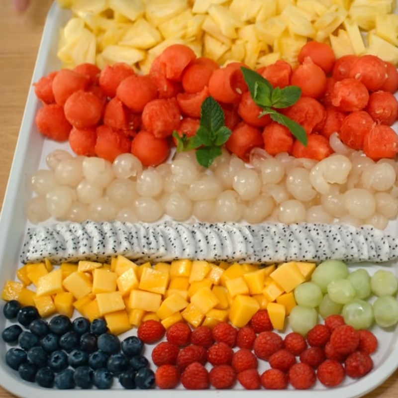 Step 1 Prepare the fruit for fruit jelly balls