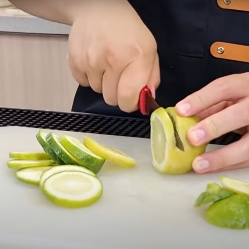 Step 1 Prepare the Ingredients for Hand-Crafted Lemon Tea