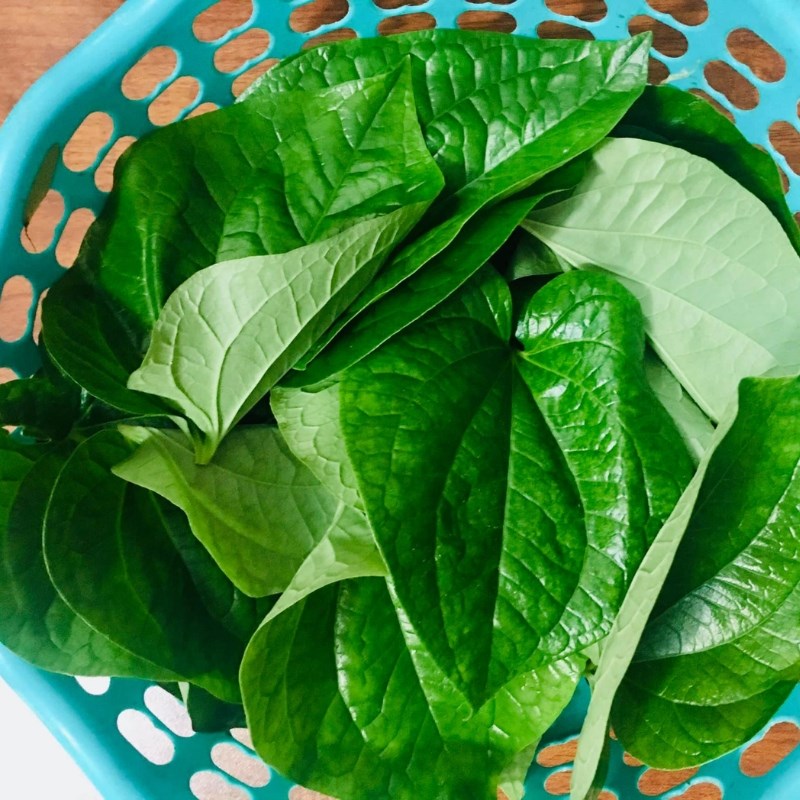Step 1 Prepare Ingredients for Grilled Skink with Betel Leaves
