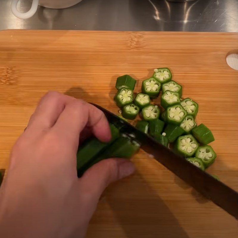 Step 1 Prepare the ingredients for Meatball Miso Soup