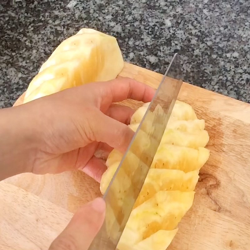 Step 1 Prepare the ingredients for Pineapple Guava Pennywort Juice