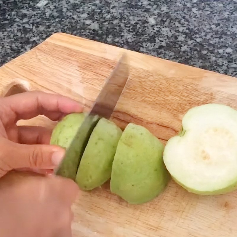 Step 1 Prepare the ingredients for Pineapple Guava Pennywort Juice