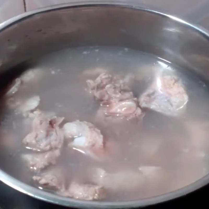 Step 1 Prepare the pork ribs Braised Pork Ribs with Bamboo Shoots