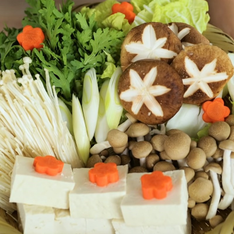 Step 2 Prepare the beef and other ingredients for shabu shabu