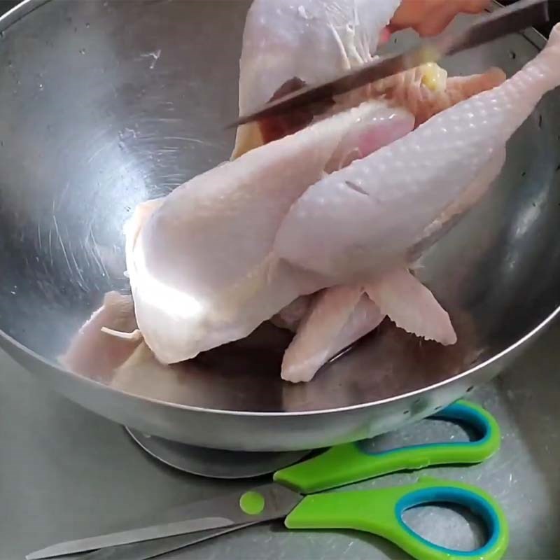 Step 1 Prepare and Marinate the Chicken Stewed Chicken with Red Beans