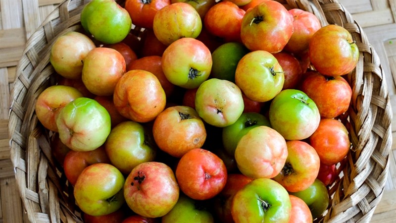 Ingredients for the two methods of making cherry juice