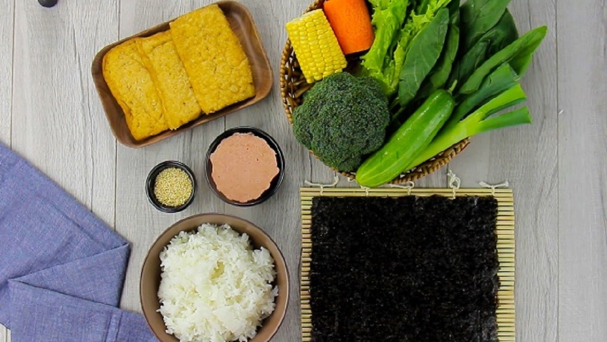 Ingredients for vegetarian sushi dish