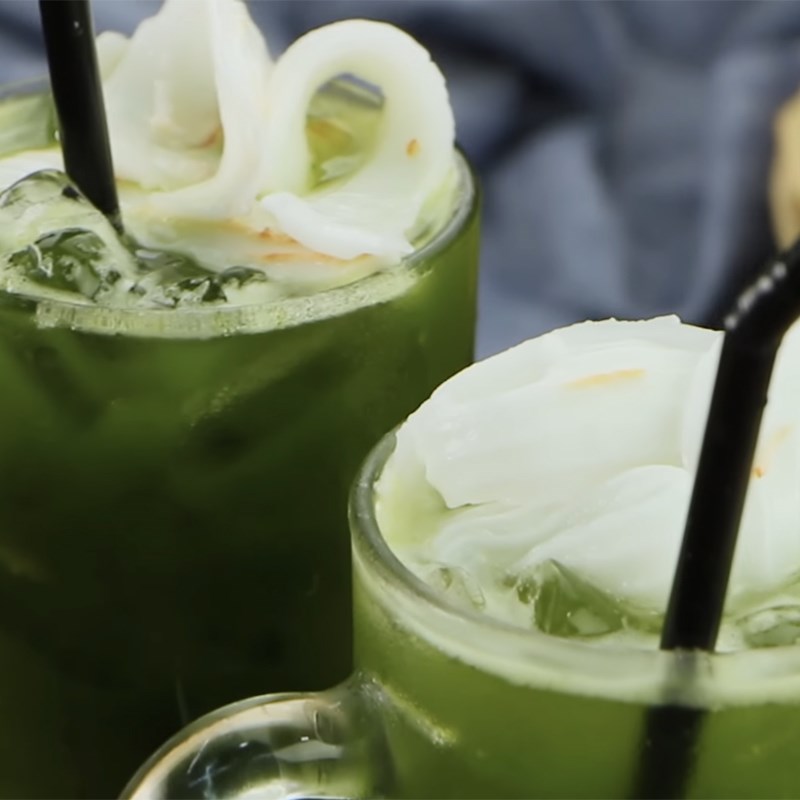 Step 4 Final Product Water pennywort with coconut water