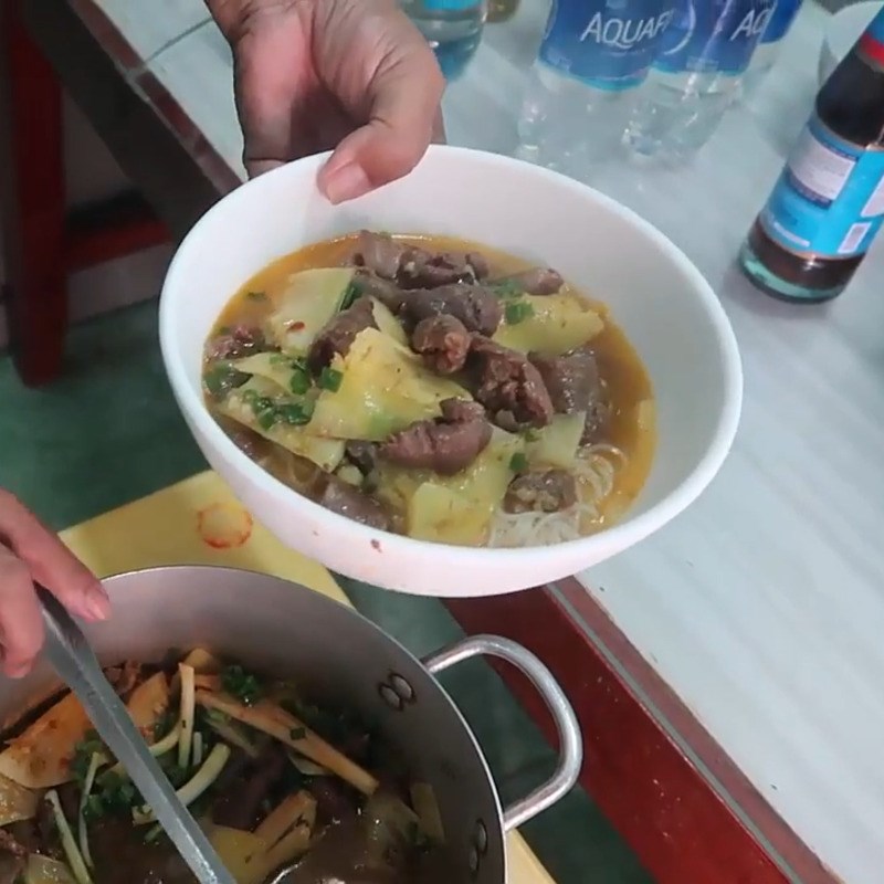Step 6 Final Product Beef noodle soup with cartilage