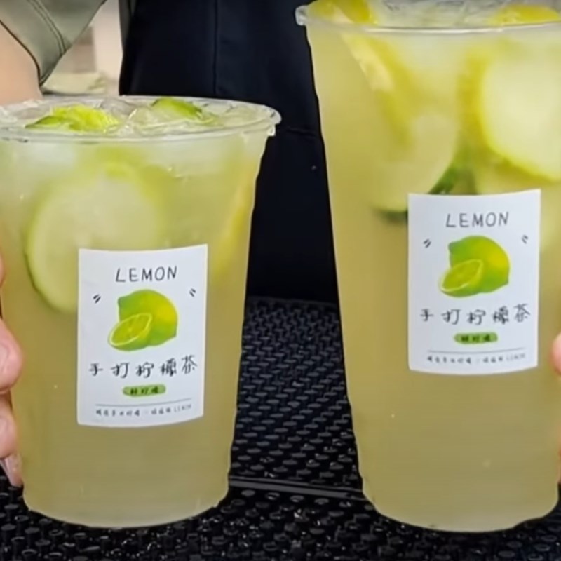 Step 4 Final product Hand-squeezed lemon tea