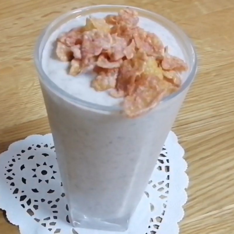Step 3 Final Product Yogurt Chia Seed Cereal Smoothie