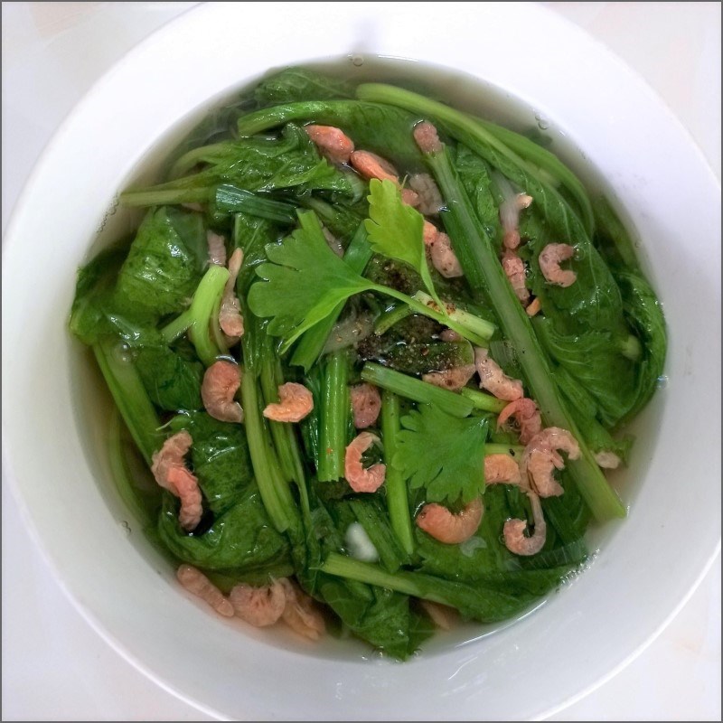 Step 4 Final Product Green mustard soup cooked with dried shrimp