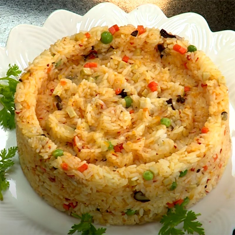 Step 5 Final Product Vegetarian Yangzhou Fried Rice