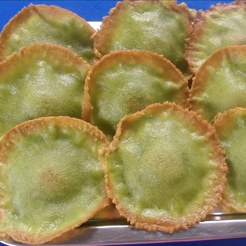 Step 4 Finished Product Pandan Ear Cake