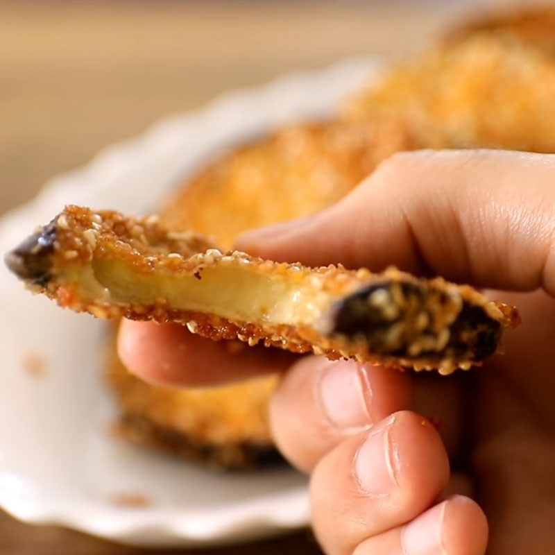 Step 5 Final product Crispy fried eggplant coated with sesame