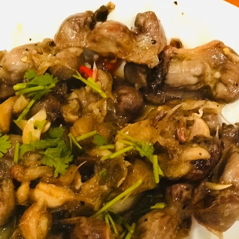 Step 4 Final Product Fried chicken gizzards with pepper