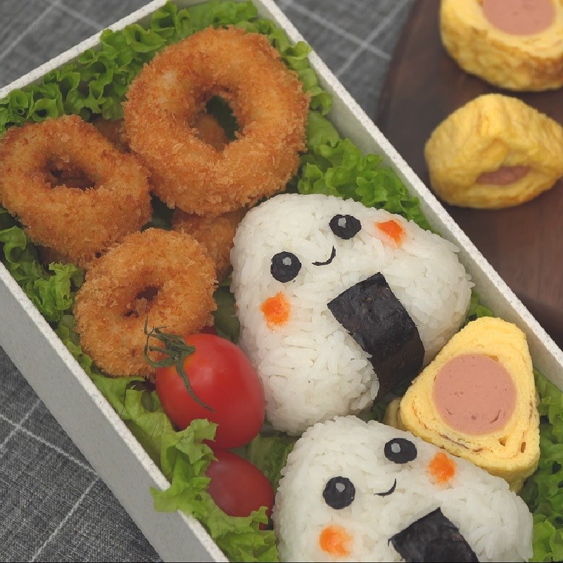 Step 6 Finished product Fried squid bento