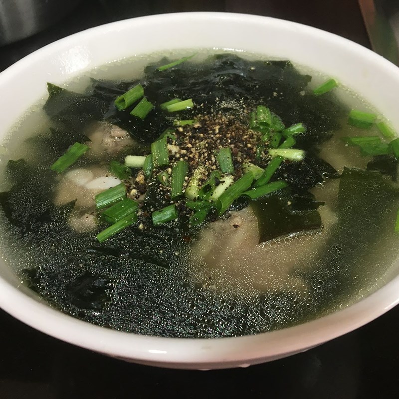 Step 3 Final Product Seaweed Soup with Pork Bones