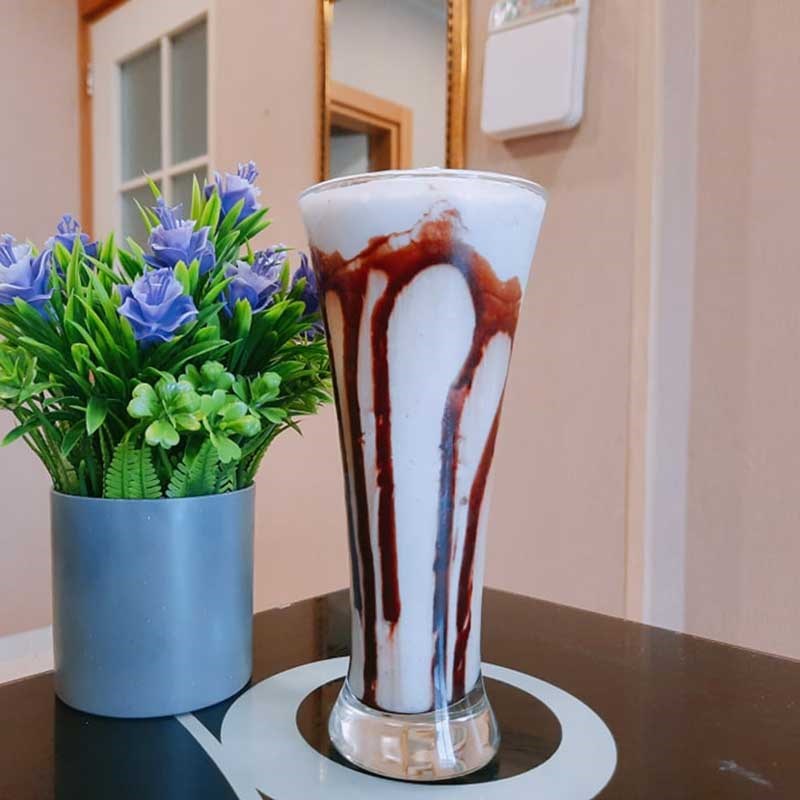 Step 3 Final product Vanilla Milkshake