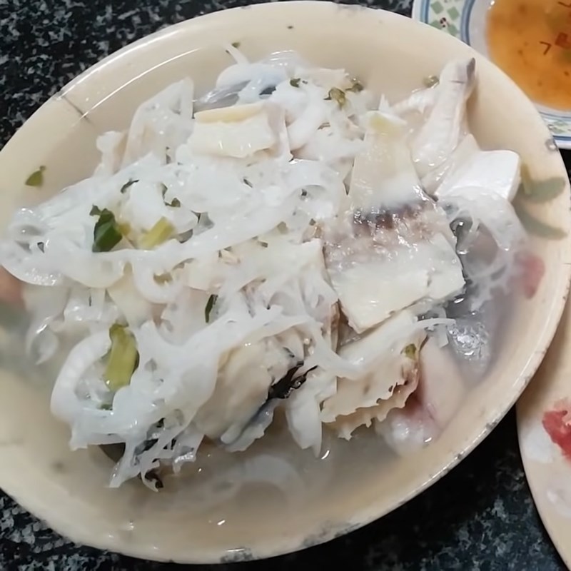 Step 4 Final Product Sweet and sour soup with dried fish and shredded banana