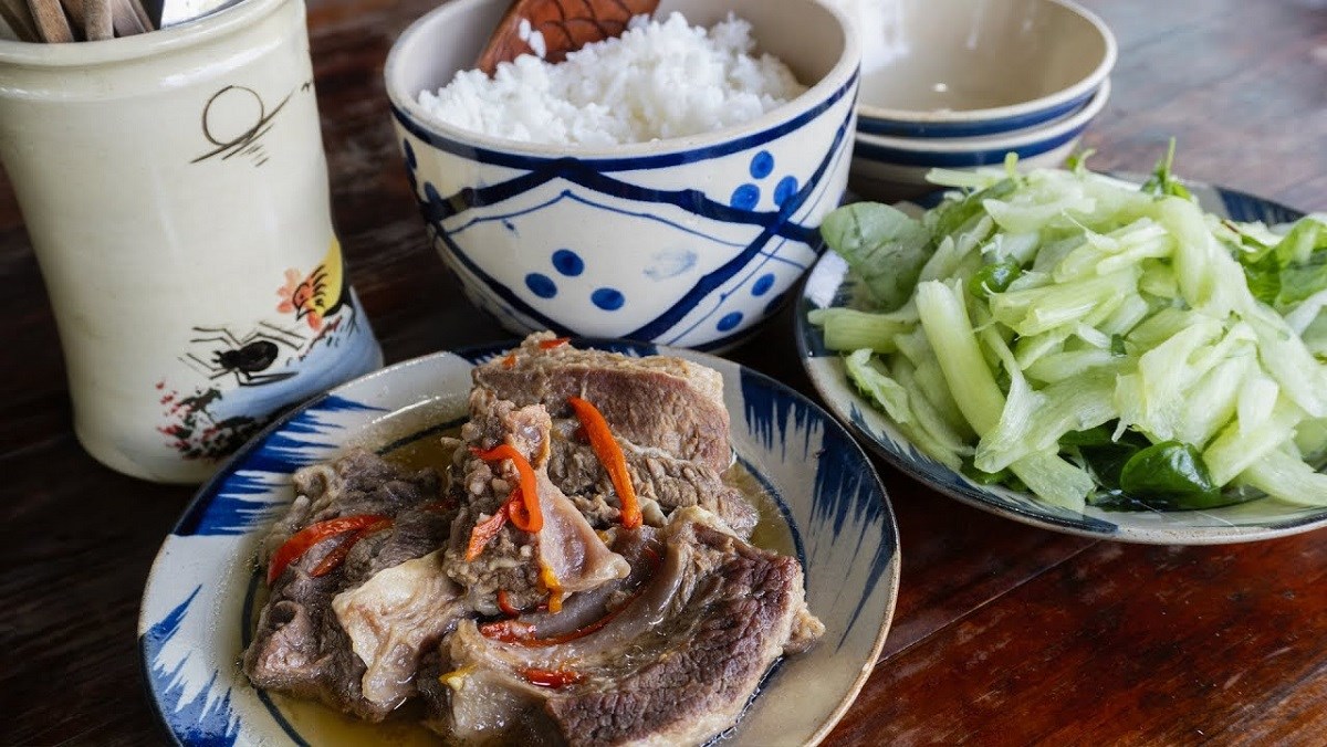 2 ways to make delicious and simple braised buffalo meat with soy sauce and pepper 2 Braised buffalo meat with coconut