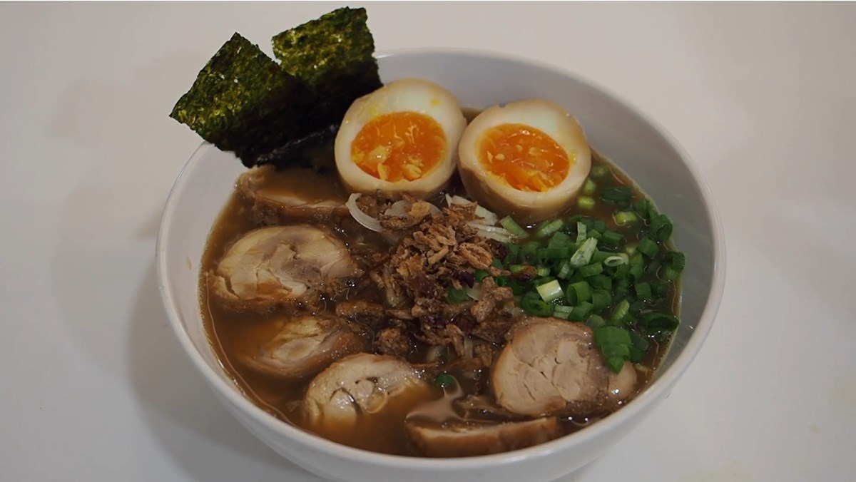 2 ways to make delicious and flavorful ramen that will impress the whole family, authentic Japanese style 25 Tori Paitan Ramen