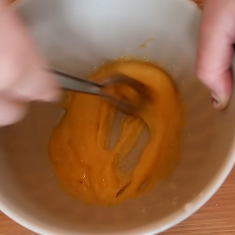 Step 1 Mix the cake batter Grilled Fresh Milk Tangerine Cake