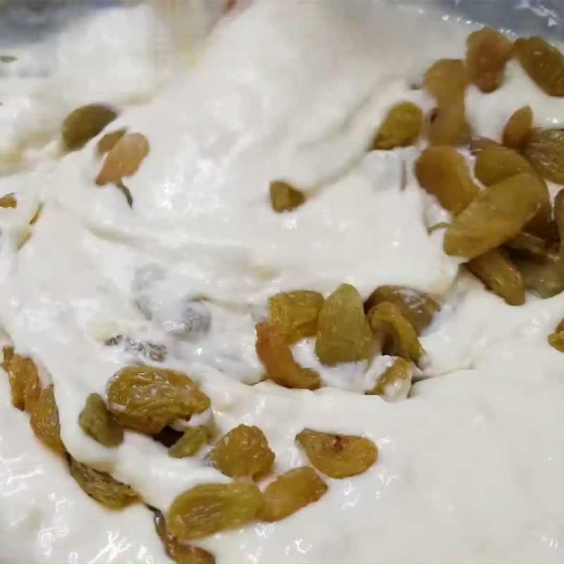 Step 3 Mixing the batter Banana yogurt cake using an air fryer