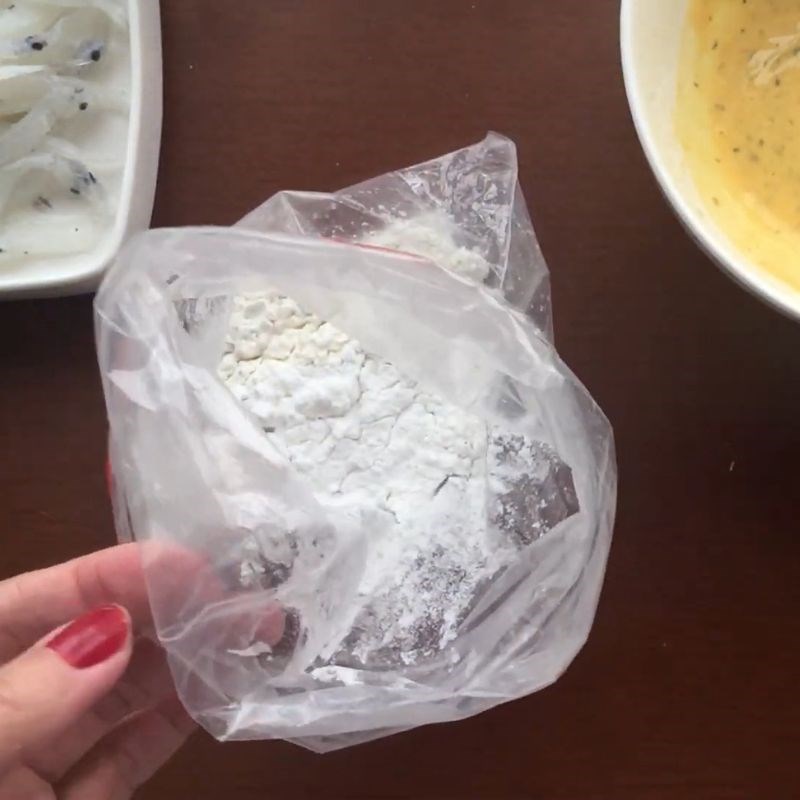 Step 2 Mix dry flour for crispy fish