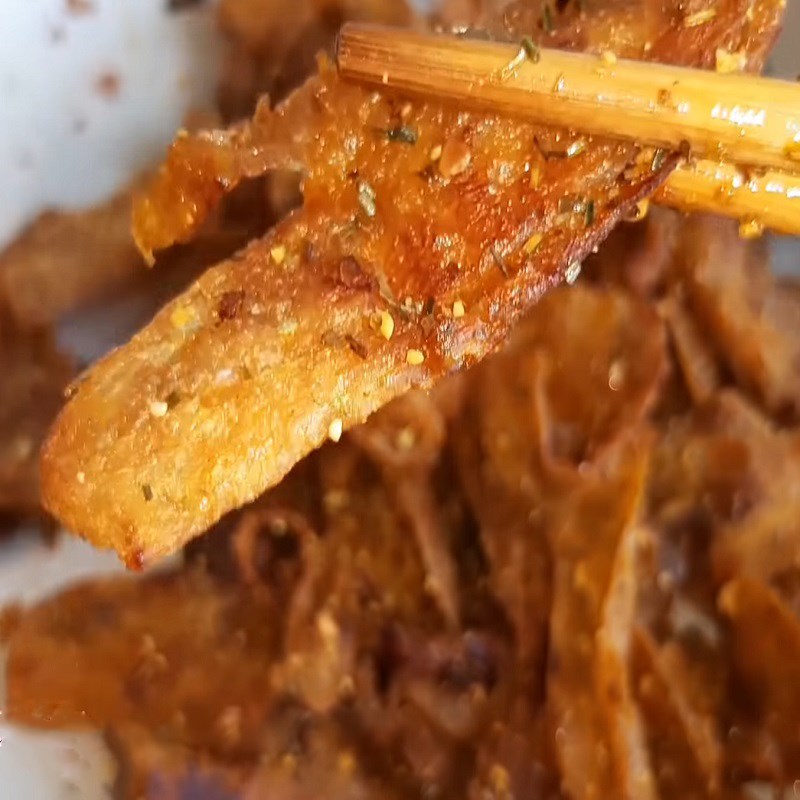 Step 4 Mix spices and dry beef Vegan dried beef from spare ribs
