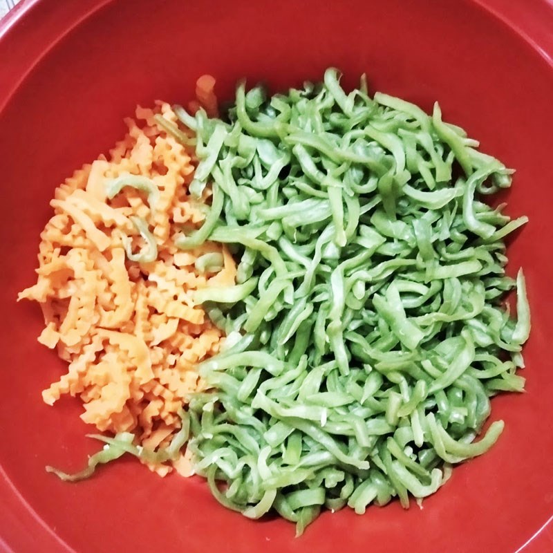 Step 3 Mixing the salad Bitter melon salad