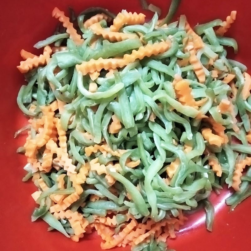 Step 3 Mixing the salad Bitter melon salad