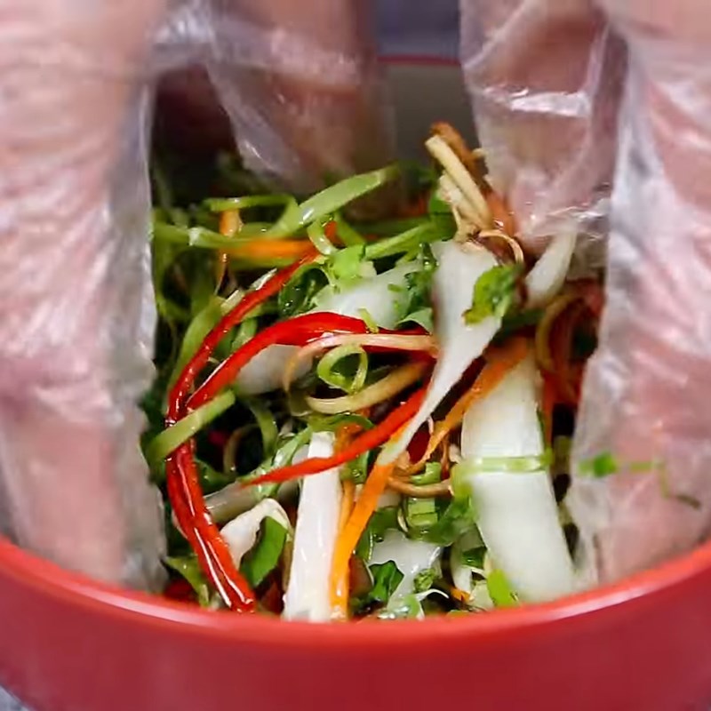 Step 4 Mix duck salad with water spinach