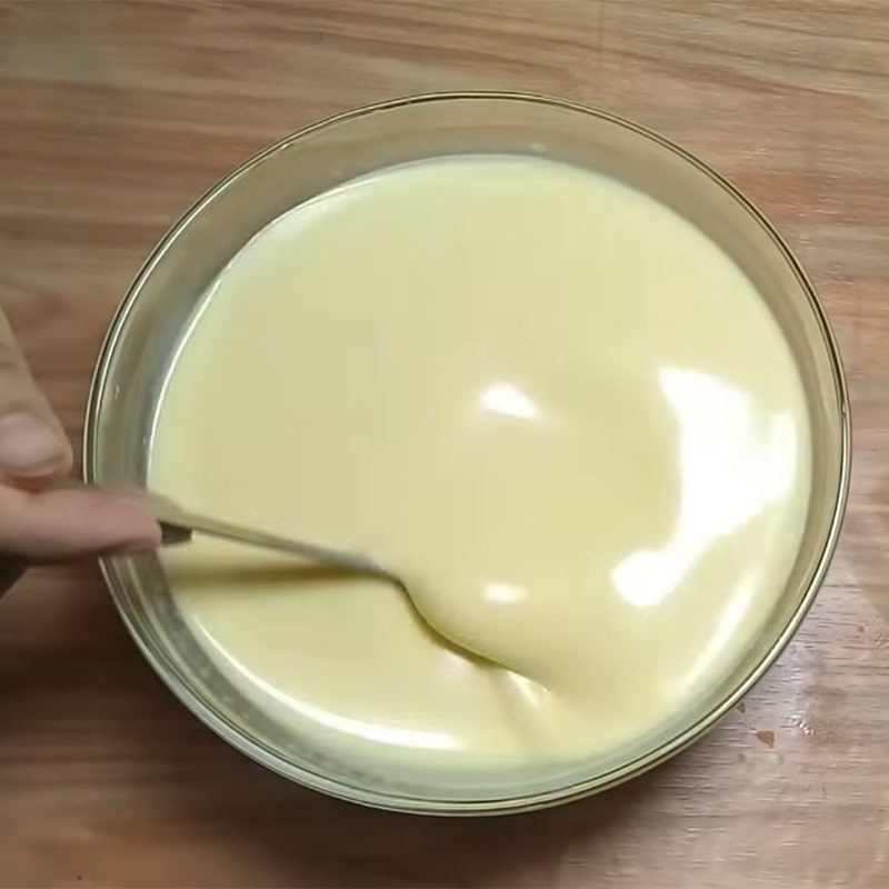 Step 3 Mixing pineapple yogurt coconut mixture Pineapple yogurt ice cream