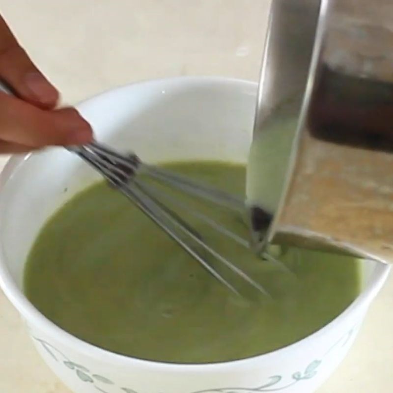 Step 3 Mix the green tea flan mixture Green tea honey flan cake