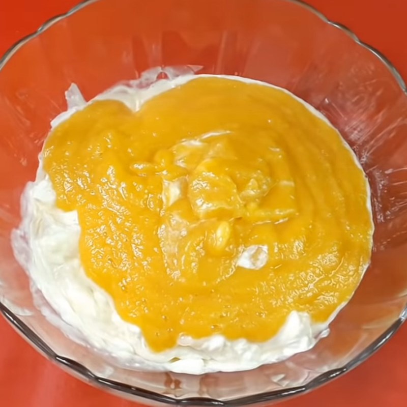 Step 3 Mix the jackfruit milkshake mixture using a blender
