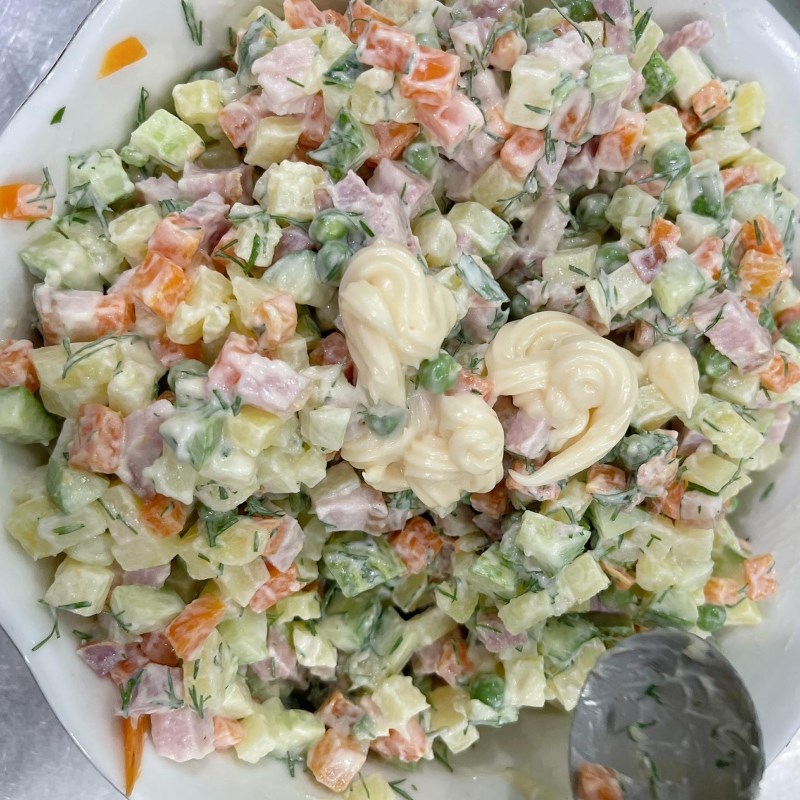 Step 3 Mixing salad Traditional Russian Salad