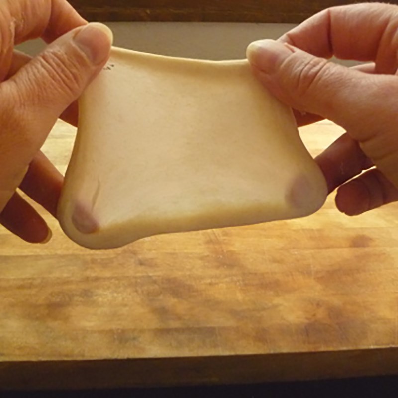Step 4 Kneading dough Fruit bread Panettone