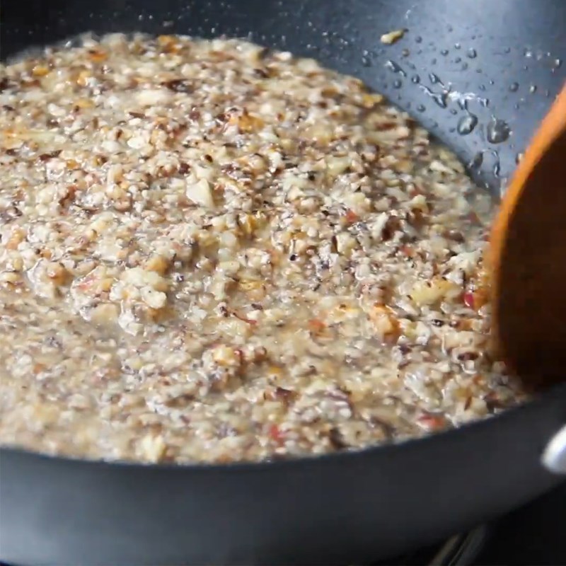 Step 3 Sauté Shiitake Mushrooms and Tomatoes for Tomato Hotpot