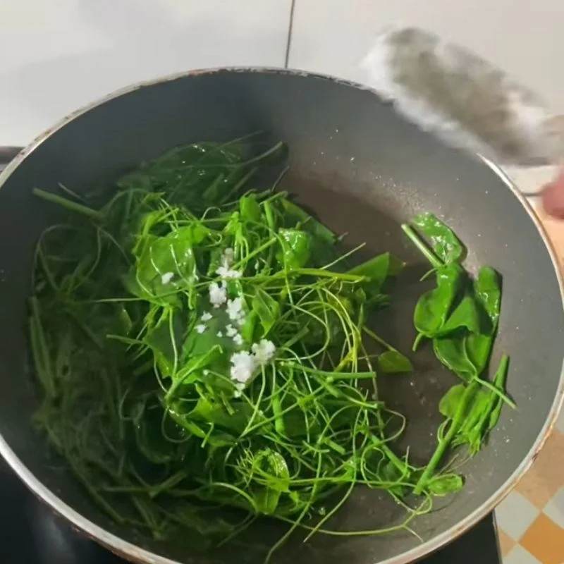 Step 2 Sautéed water spinach with garlic