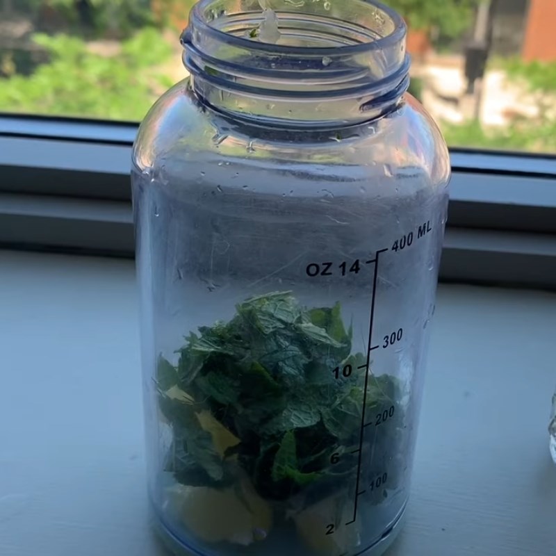 Step 2 Blend fresh mint and lime mixture Fresh mint lime tea
