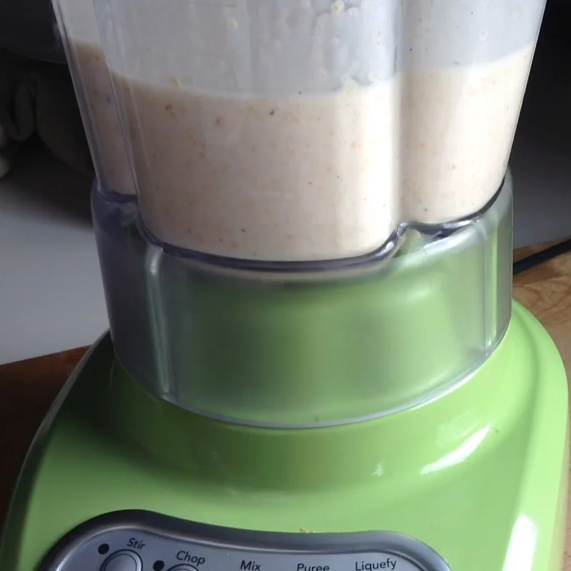 Step 2 Blend the Banana Walnut Cereal Smoothie Banana Walnut Cereal Smoothie
