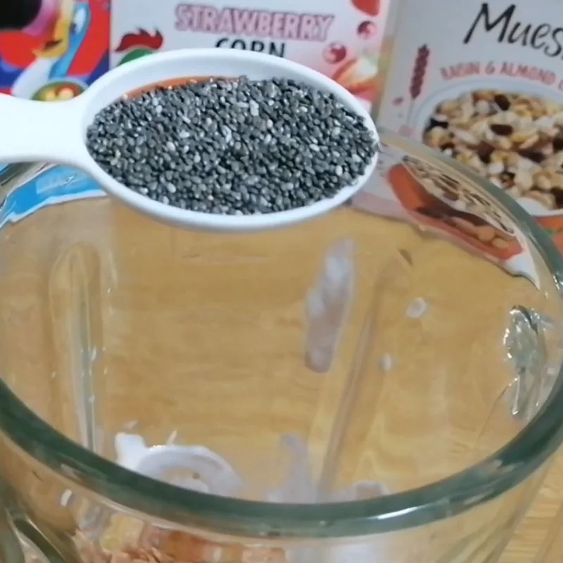 Step 1 Blend yogurt chia seed cereal smoothie Yogurt chia seed cereal smoothie