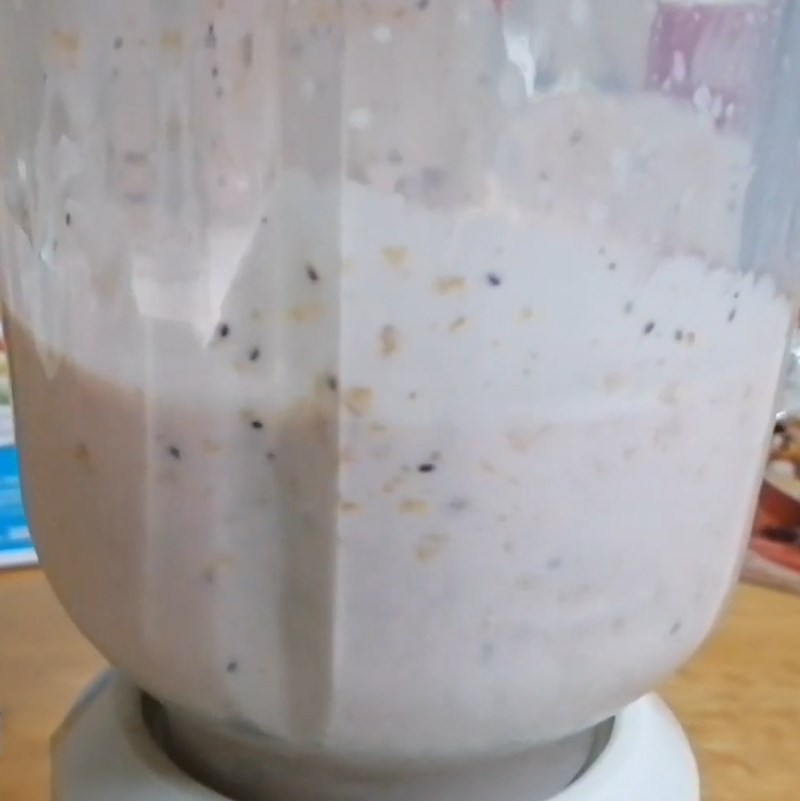 Step 1 Blend yogurt chia seed cereal smoothie Yogurt chia seed cereal smoothie